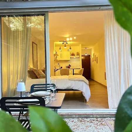Le Cocon Du Cap Brun Jardin Privatif Plages A Pieds Parking Gratuit 公寓